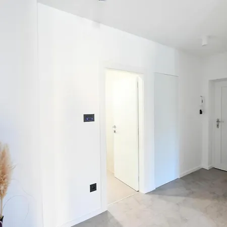 Apartman In - *
